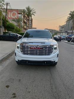 GMC Sierra